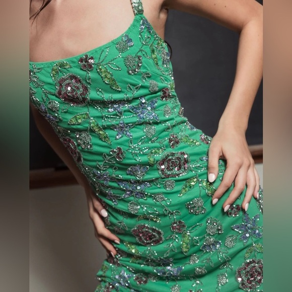 MAC DUGGAL 10808 NWT Hand Beaded Floral Gown with Beaded Spaghetti Straps - Picture 5 of 7